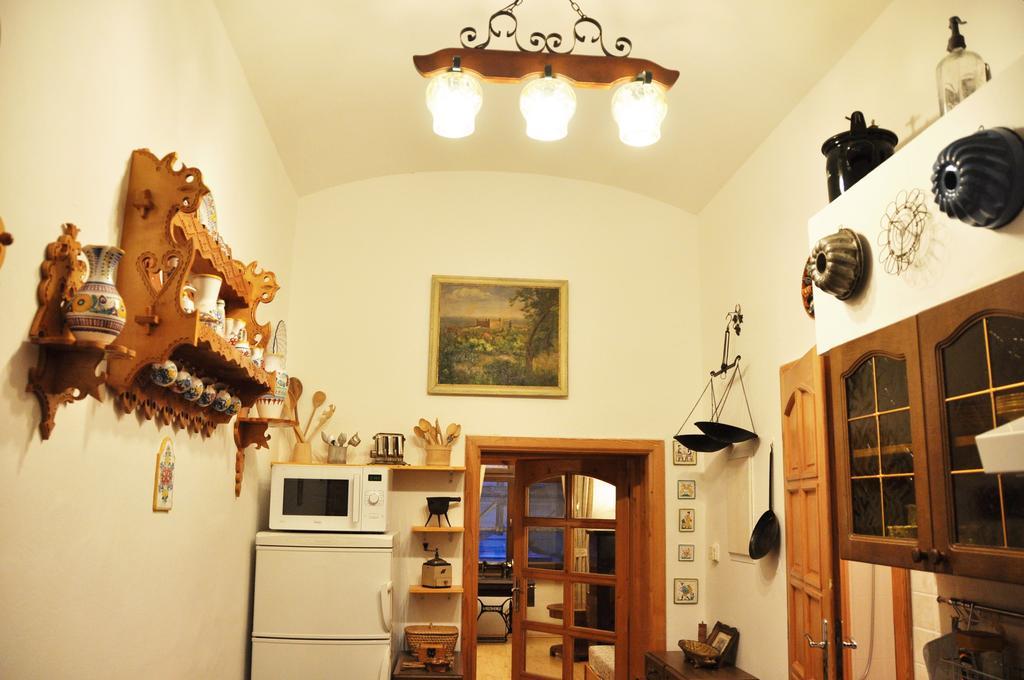 Traditional Slovak Apartment Bratislava Exteriör bild